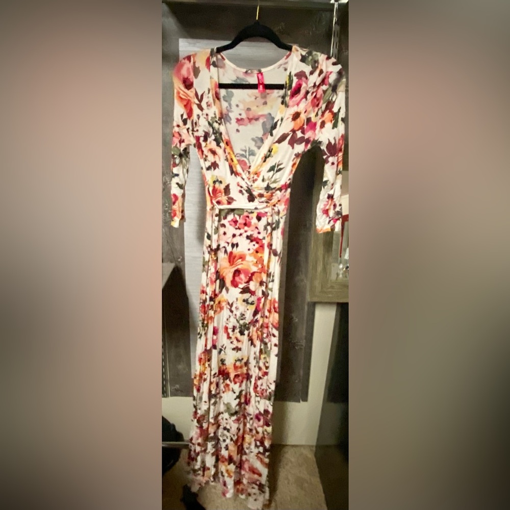 Pink Lily Floral Maxi Dress - Multicolor